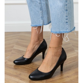Pompes noires classiques pour femmes le noir 2