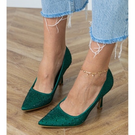Pompes en satin vert avec zircons 2