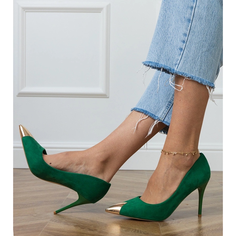 Pompes écosam vert avec un orteil métallique 2