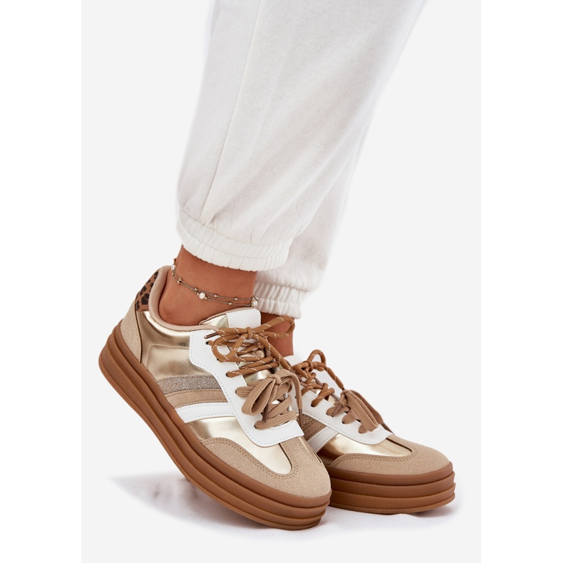 Sneakers féminins sur la plate-forme avec léopard à double laçage d'or 1 Sneakers féminins sur la plate-forme avec léopard à double laçage d'or 1