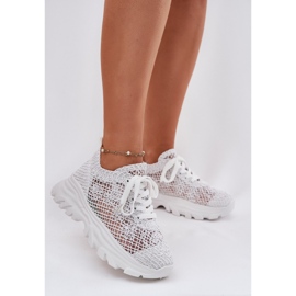 Baskets pour femmes avec une tige blanche supérieure au crochet 2