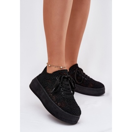 Baskets pour femmes sur la plate-forme avec une tige noire supérieure au crochet le noir 1