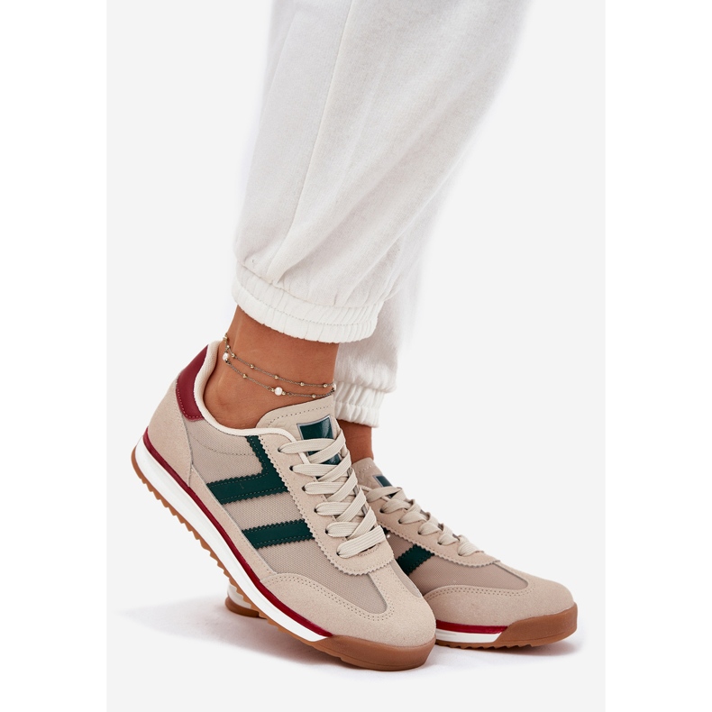 Baskets basses basées au sabot pour femmes sombres beige 1 Baskets basses basées au sabot pour femmes sombres beige 1