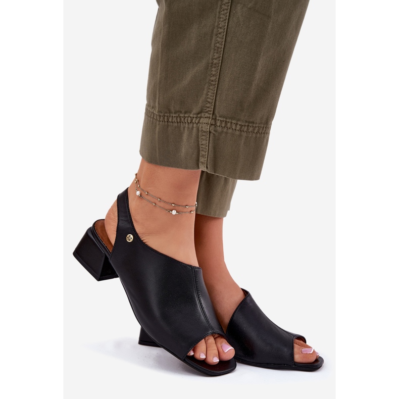 Sandales en cuir pour femmes sur Maciejka 06975-01 noir le noir 1