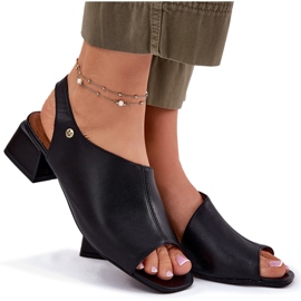 Sandales en cuir pour femmes sur Maciejka 06975-01 noir le noir 8