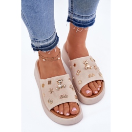 Les tongs en daim des femmes avec Vinceza 66741 beige 6
