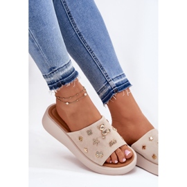 Les tongs en daim des femmes avec Vinceza 66741 beige 7