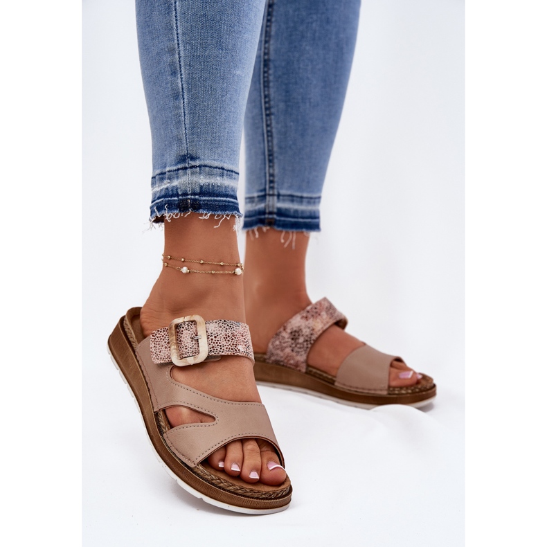 Les tongs féminins légers avec INBLU GS000055 Beige 2