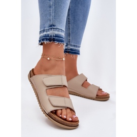 Slippers en cuir féminin inblu aa0005g beige 2 Slippers en cuir féminin inblu aa0005g beige 2