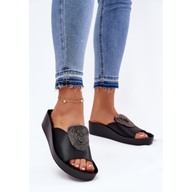 S.Barski Slippers en cuir féminin avec un ornement KV51-028 noir le noir 2