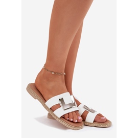 Les tongs plats des femmes avec des détails décoratifs artiker 56c1334 blanc blanche 1 Les tongs plats des femmes avec des détails décoratifs artiker 56c1334 blanc blanche 1