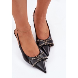 Pompes sur un talon haut avec un arc noir le noir 5