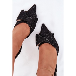 Talons hauts décorés avec un talon ouvert et un arc noir le noir 7