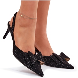 Talons hauts décorés avec un talon ouvert et un arc noir le noir 9