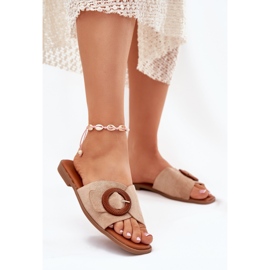 Les tongs des femmes à thèmes plates avec une pince beige 2
