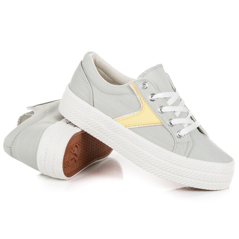 Kylie Baskets sur la plate-forme gris 1 Kylie Baskets sur la plate-forme gris 1