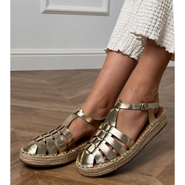 Gold Sandals Espadrilles Gladiator de l'éco-cuir doré 1