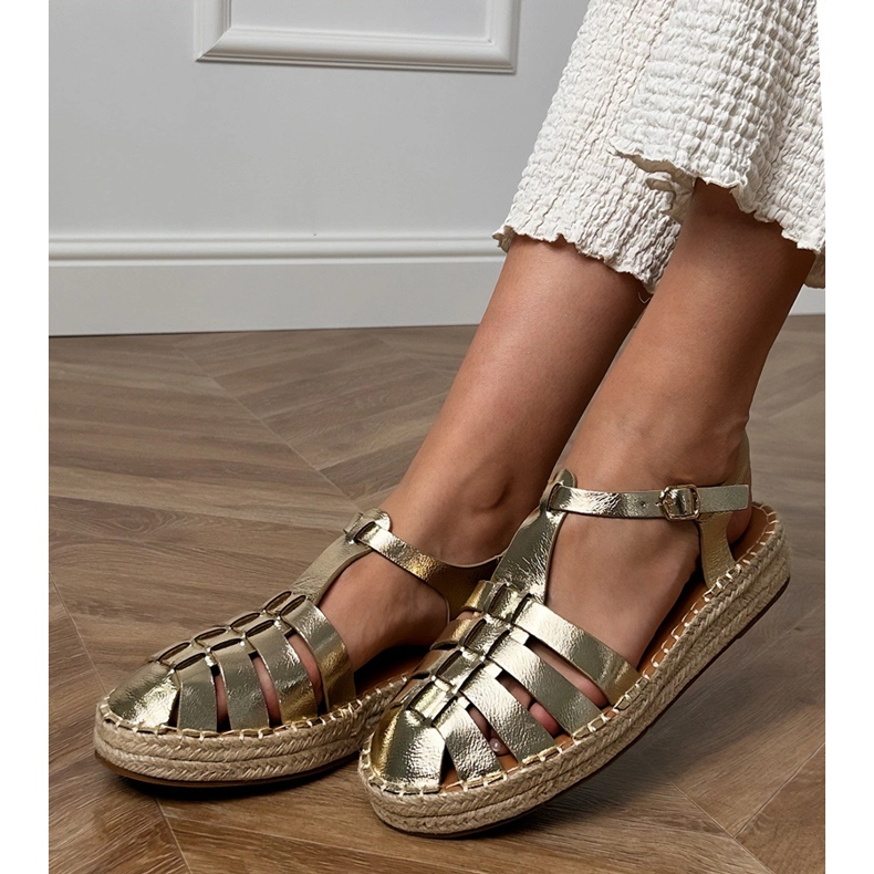Gold Sandals Espadrilles Gladiator de l'éco-cuir doré 1