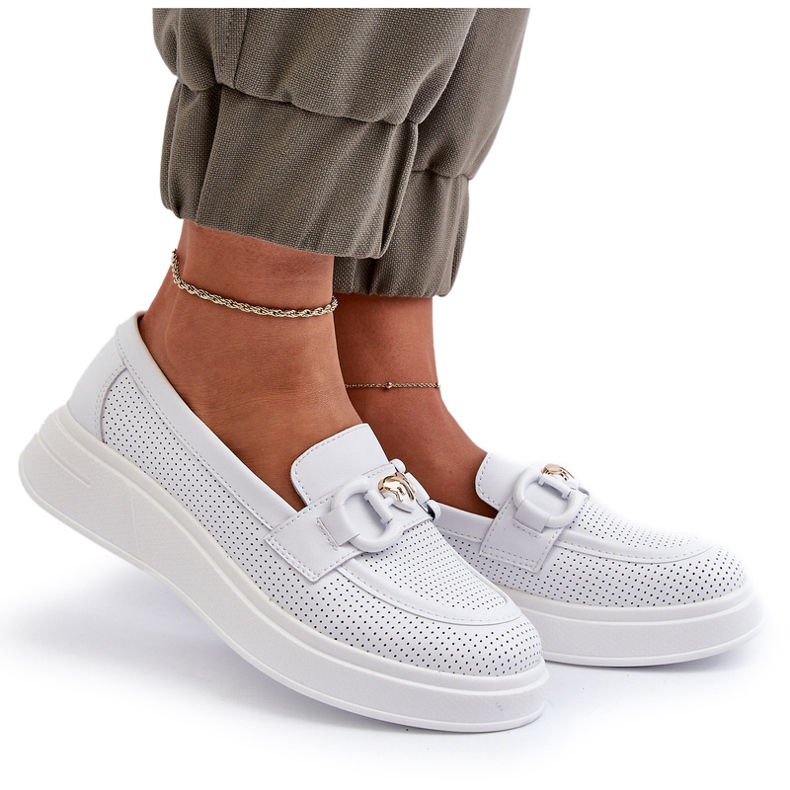 S.Barski Mandards en cuir féminin sur la plate-forme Białe S. Barski LR720 avec un ornement blanc 4
