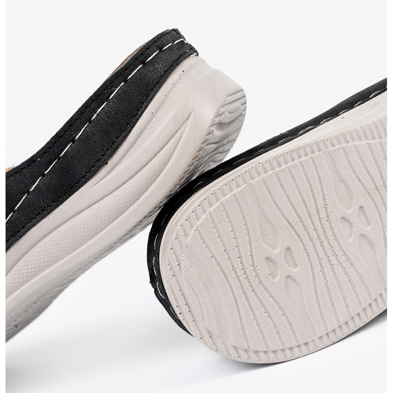 Seastar Slippers des femmes noires avec une fleur décorative le noir 1