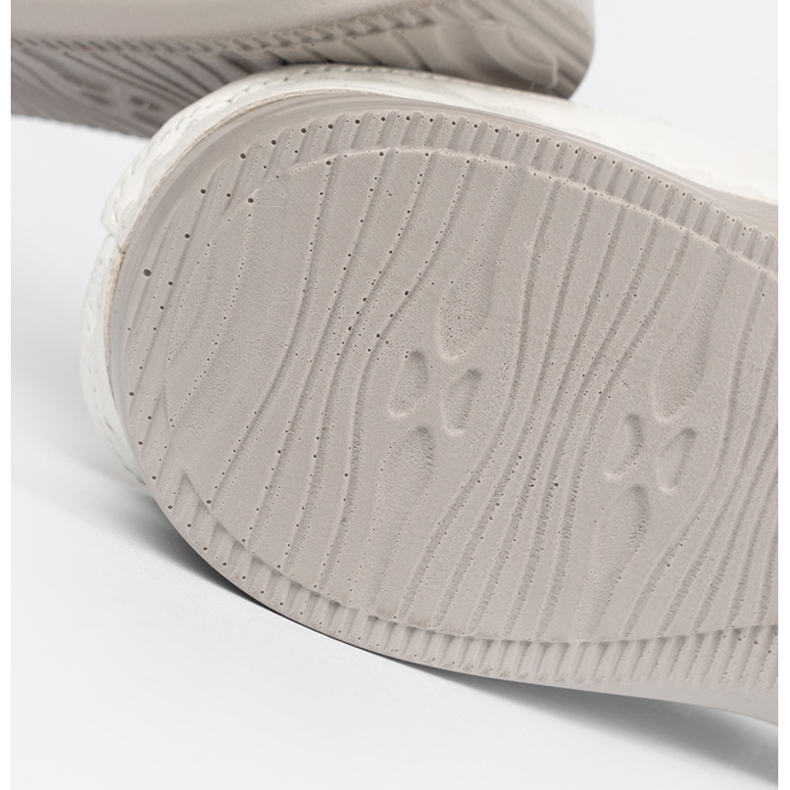 Seastar Les tongs blancs avec un nez plein et une boucle 2