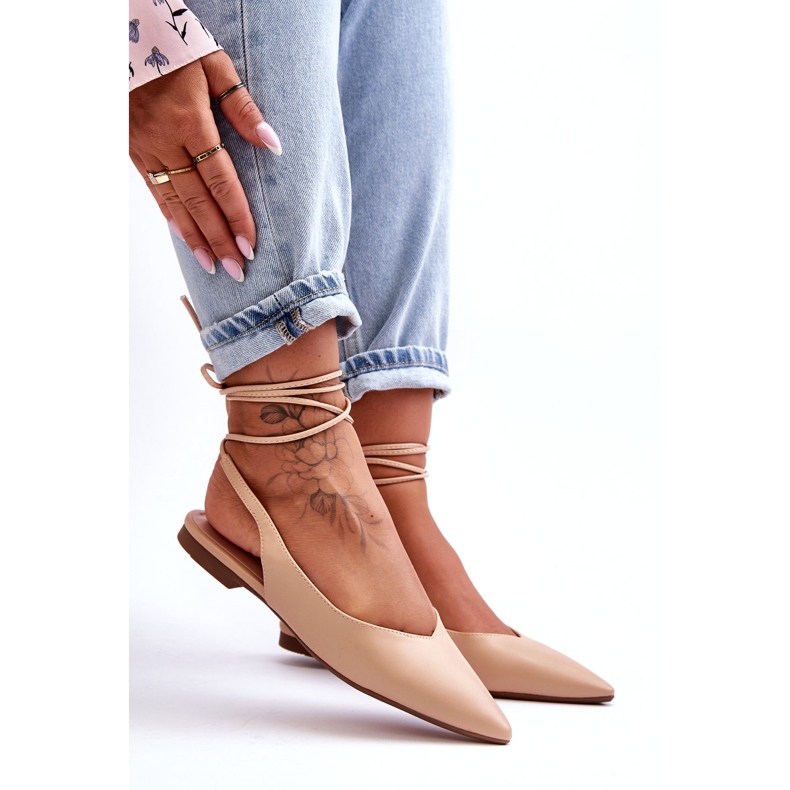 Les ballerines nues liées à l'éco-part des femmes beige 2