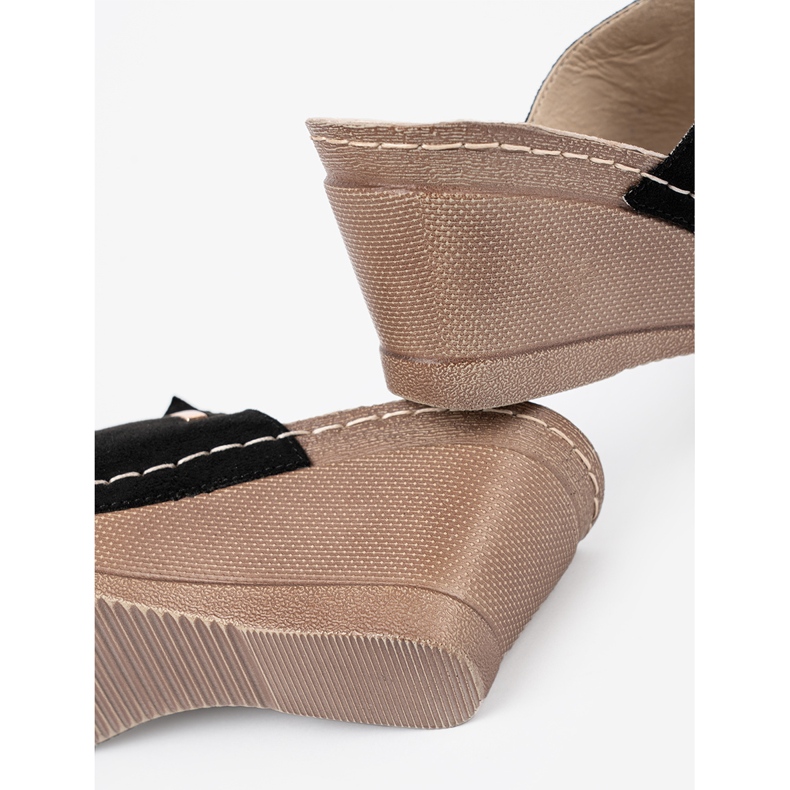 Goodin Flip noire pour femmes sur la plate-forme le noir 2 Goodin Flip noire pour femmes sur la plate-forme le noir 2