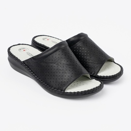 J. Star Pantoufles avec une semelle en cuir noire le noir 5