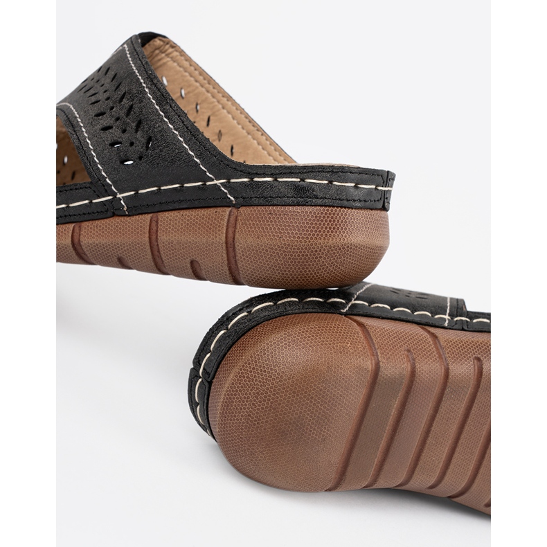 Chaussons compensés noirs 1