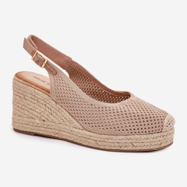 Sandales féminines pour coin avec une tresse d'obscurité beige 4