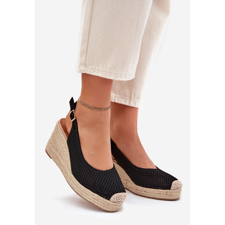 Sandales féminines pour coin avec une tresse noire le noir 1