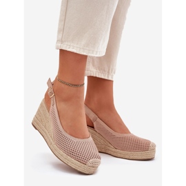 Sandales féminines pour coin avec une tresse rose 1