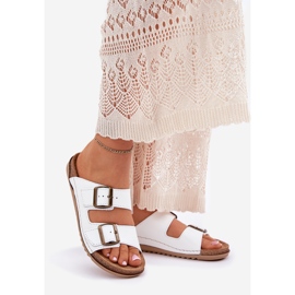 Les tongs en cuir avec inblu aa0002ko blanc 1