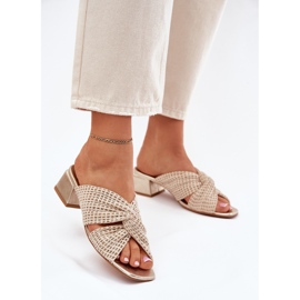 Slippers pour femmes sur le bloc Maciejka 06955-25 Beige-Gold 2
