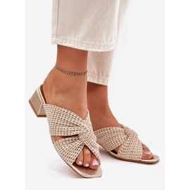 Slippers pour femmes sur le bloc Maciejka 06955-25 Beige-Gold 1