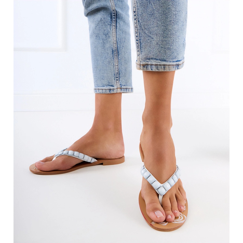 Flip blanc -flops décorés de cailloux blanche 1