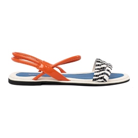 Sandales multicolores sur une semelle plate 2