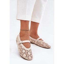 Ballerines ouvertes avec ceinture beige 2
