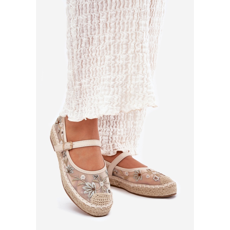 Mesh Espadrilles avec broderie sur la plate-forme beige 1