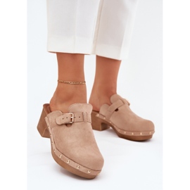 Slippers Talons pour femmes avec une boucle beige 2