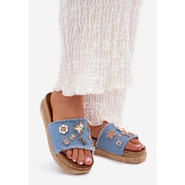 Slippers pour femmes avec épingles dorées sur la plate-forme bleue 1