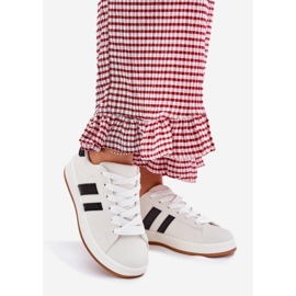 Sneakers féminins Sports Chaussures avec du cuir écologique blanc blanche 1