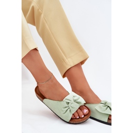 Slippers pour femmes sur la semelle en liège avec un arc à la menthe vert 6