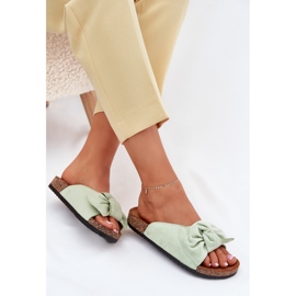 Slippers pour femmes sur la semelle en liège avec un arc à la menthe vert 7
