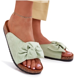 Slippers pour femmes sur la semelle en liège avec un arc à la menthe vert 10