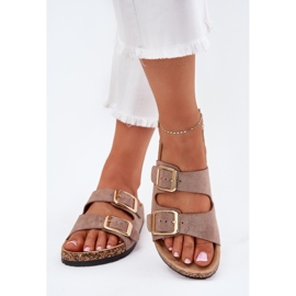 Les tongs des femmes avec des pinces dorées en daim eco beige 4