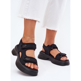 EVento Sandales féminines avec des détails dorés noirs le noir 2