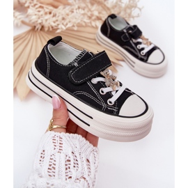 Baskets des filles avec une épingle dorée le noir 4