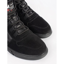 Chaussures pour hommes en daim élevé isolés le noir 1