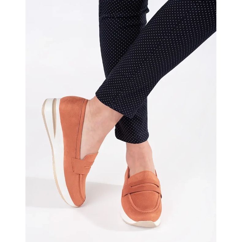 Mandards coulissants pour femmes sur la plate-forme orange 1 Mandards coulissants pour femmes sur la plate-forme orange 1